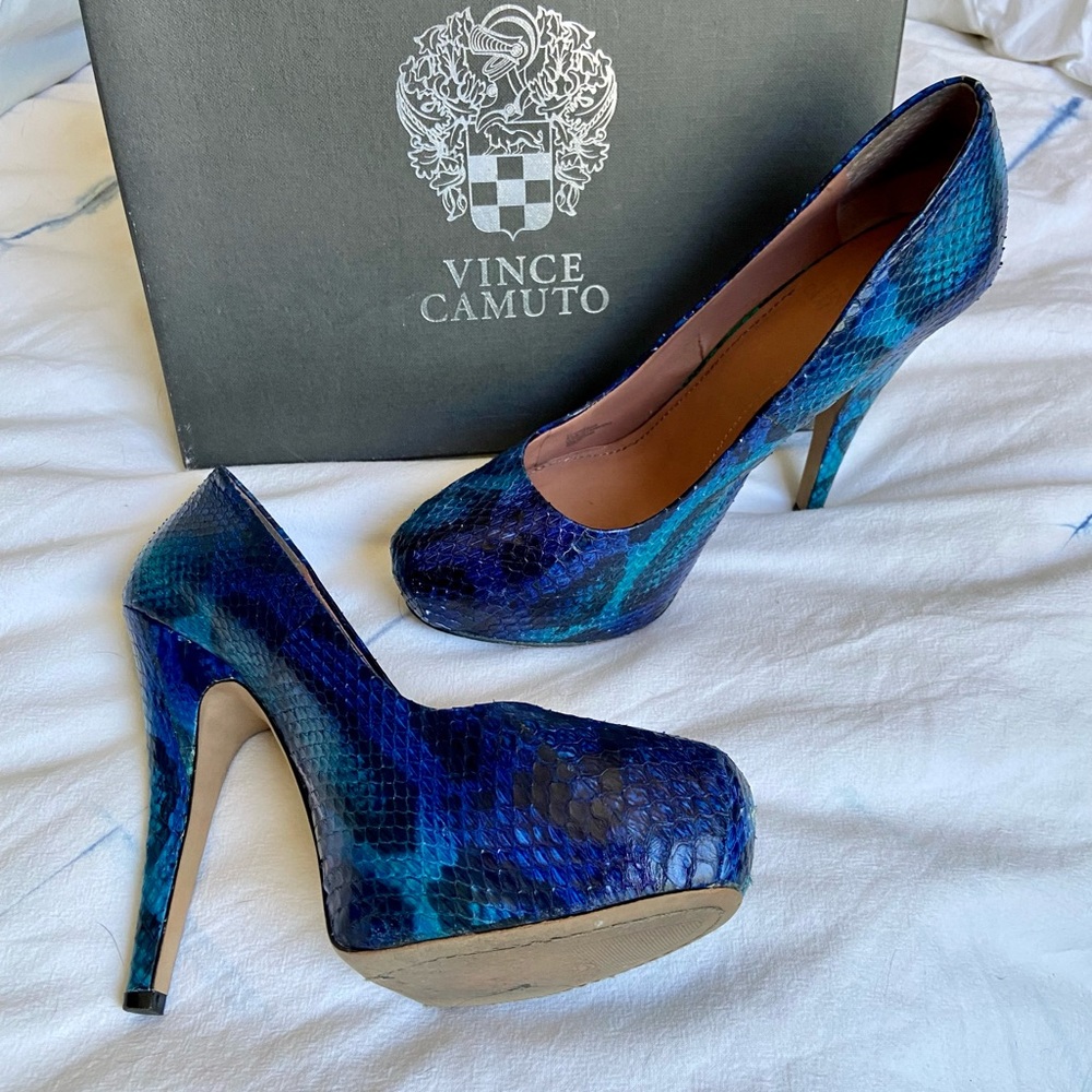 Vince Camuto snake skin heel